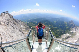 "Treppe ins Nichts" am Dachstein